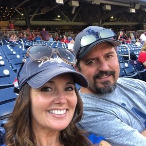 Meet your Posher, Mika